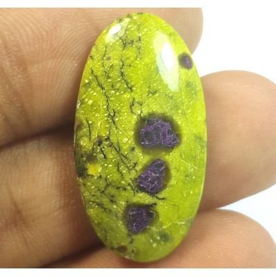 15.60 Carats Natural Stichtite Oval Shaped 27.29x14.48x5.20 mm 