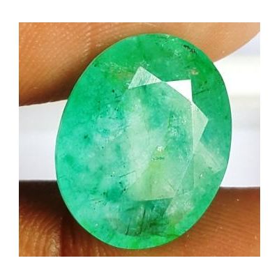 8.22 Carats Natural Columbian Emerald 15.64 x 12.69 x 5.78 mm
