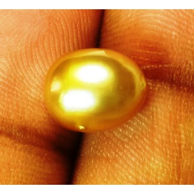 4.89 Carats Natural Golden Pearl 10.22 x 8.6 mm