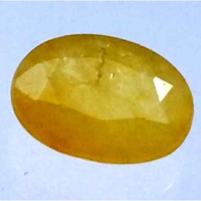 2.77 Carats Ceyloni Yellow Sapphire 10.45 x 8.02 x 3.81 mm