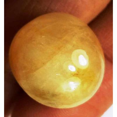 28.53 Carats Yellow Cabs Sapphire 16.47 x 15.76 x 11.12 mm