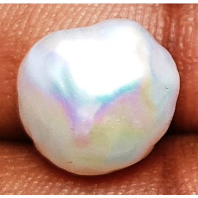 8.85 carats Natural White Venezuela Pearl 9.99x11.77x10.79 mm