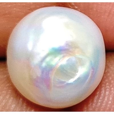9.42 carats Natural White Venezuela Pearl 10.29x10.85x10.52 mm