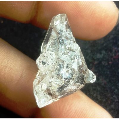 21.23 Carats Natural White Herkimer Diamond 26.11x13.55x13.34 mm
