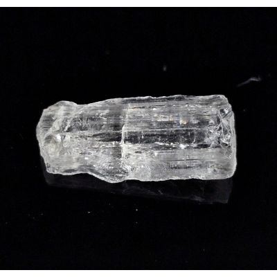 22.86 Carats Natural White Danburite 29.51x64.51x64.33 mm