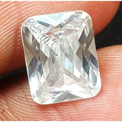 5.51 Carats Natural Colorless Cubic Zircon 9.90 x 7.90 x 4.70 mm