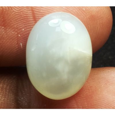 7.43 Carats Natural White Moonstone 15.47 x 11.47 x 5.56 mm