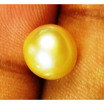 3.76 Carats Natural Golden Pearl 8.00 x 8.12 x 7.99