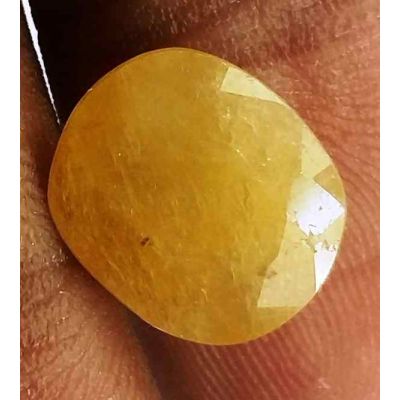 4.56 Carats Ceylon Yellow Sapphire 10.77 x 9.15 x 4.08 mm