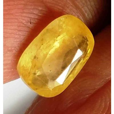 2.92 Carats Ceylon Yellow Sapphire 9.64 x 6.37 x 4.32 mm