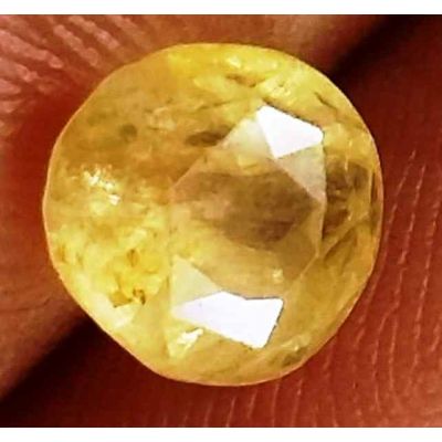 0.95 Carats Ceylon Yellow Sapphire 8.04 x 5.62 x 3.01 mm