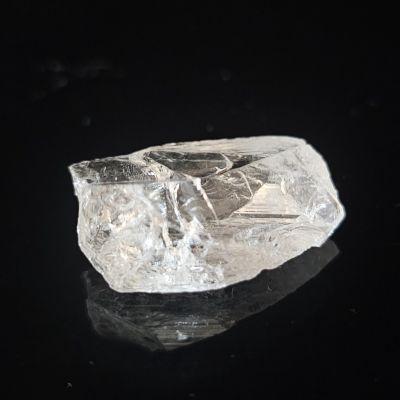  27.81  carats Natural Danburite  20.82x11.60x14.62 mm