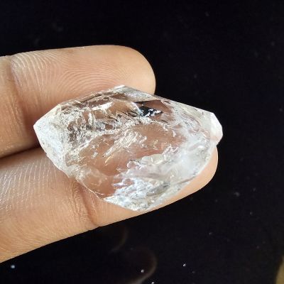 16.9  carats  Natural Herkimer diamond  6.86x20.11x9.38 mm