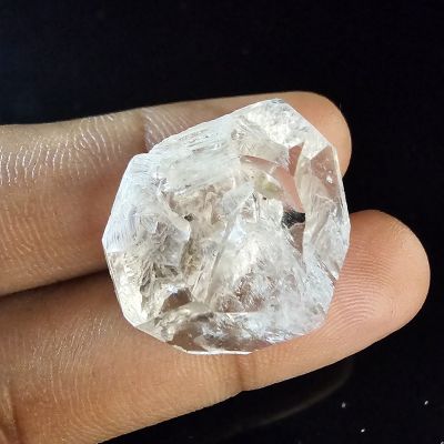 26.17  carats  Natural Herkimer diamond 2.95x13.42x7.44 mm