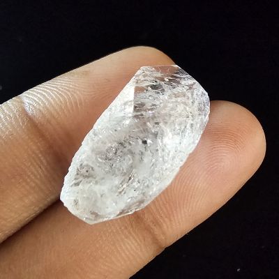 22.87  carats  Natural Herkimer diamond  4.74x16.34x12.43 mm