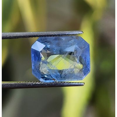 9.41 Carats Natural Blue Sapphire 13.59 x 10.58 x 6.10 mm