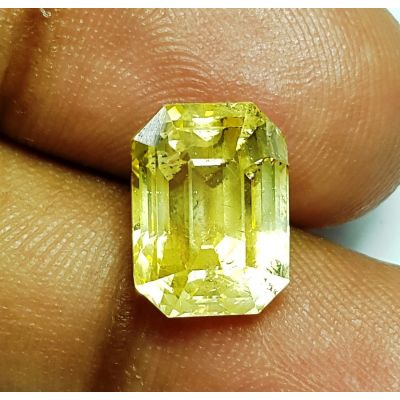 8.53 Carats Natural Yellow Sapphire 11.46x8.48x8.37mm