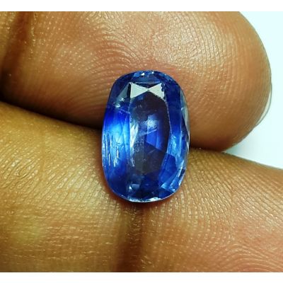 4.22 Carats Natural Blue Sapphire 11.15x7.48x5.31mm